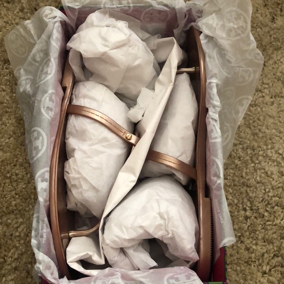 Tory Burch Mini Miller Jelly Thong - Picture 7 of 12